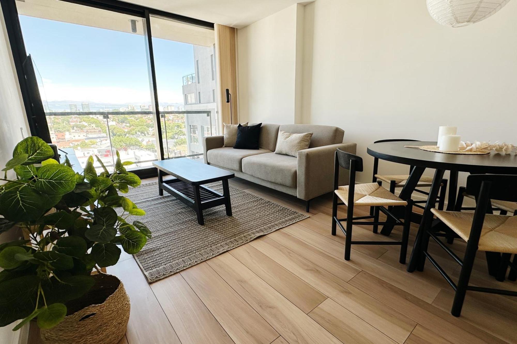 Apartamento Maires Urbano 1005 - Dto Zona Gueemes Premium Con Cochera - Hola Sur Mar del Plata